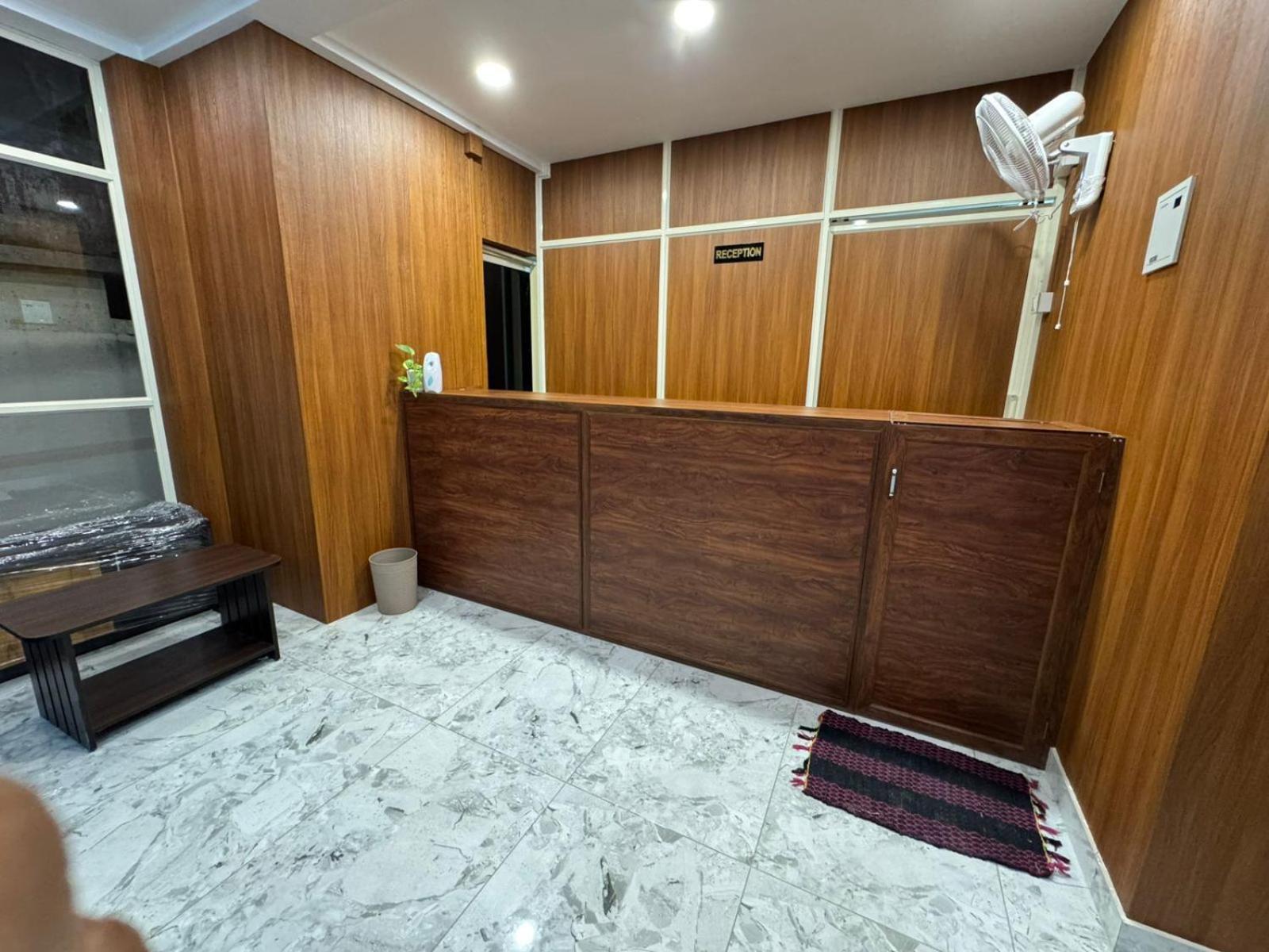 M M Residency Hotel Kochi Exterior photo